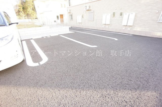 【駐車場】