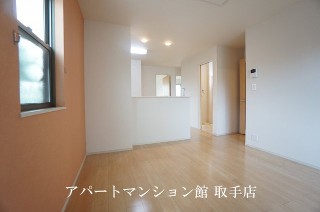 カーサ　アバンツァートの居間・リビング