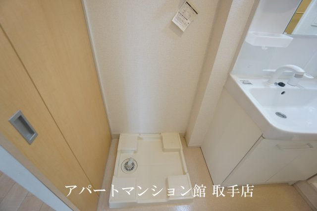 カーサ　アバンツァートの洗面所