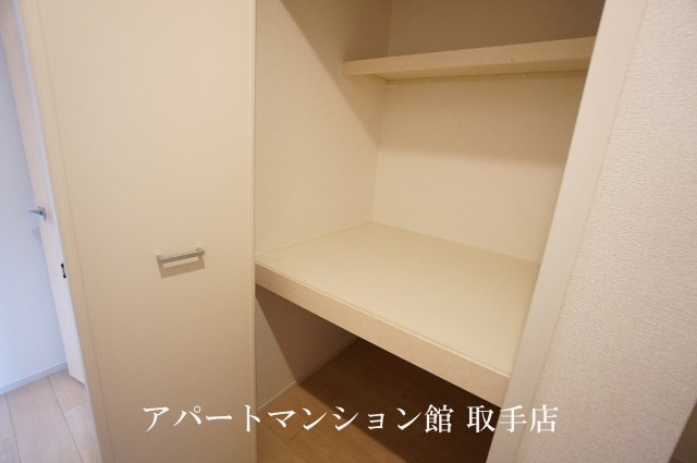 カーサ　アバンツァートの収納