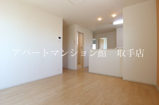 カーサ　アバンツァートの居間・リビング