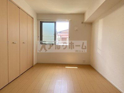 グリーンヴィラ2の洋室