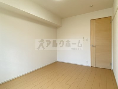 グリーンヴィラ3の洋室