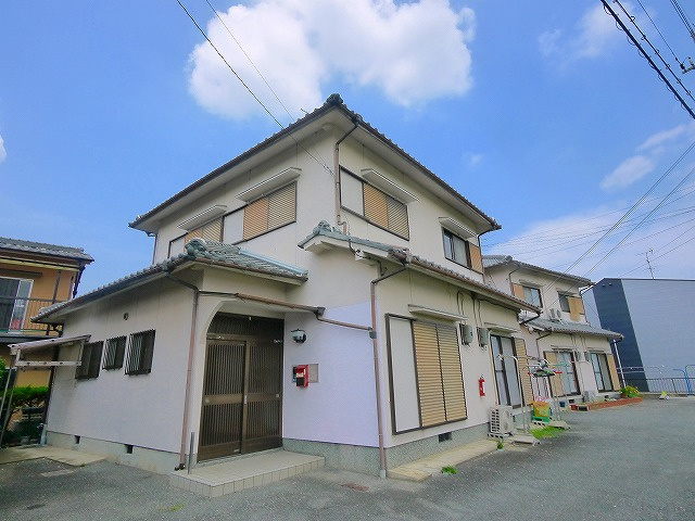 小出町住宅の外観