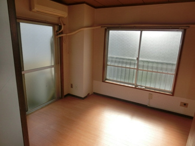 【洋室】 | コミヤビル３