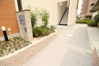 【エントランス】 | レオネクストリッツ美園