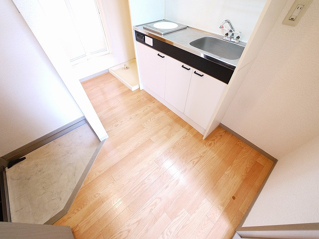 フローラ新大宮のキッチン|きれいなキッチンです