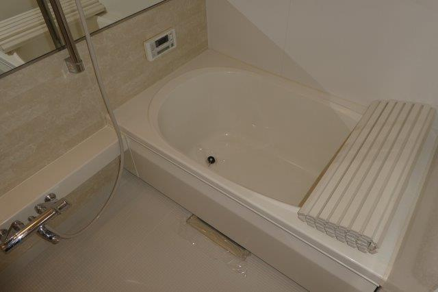 セレーナＢの浴室