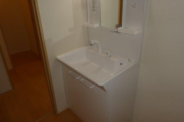 セレーナＢの独立洗面台|シャンプードレッサー