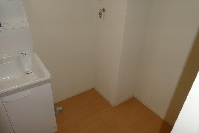 セレーナＢのその他|洗濯機置き場