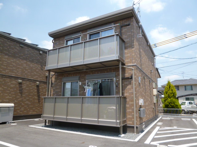 倉敷市中庄のアパートの外観