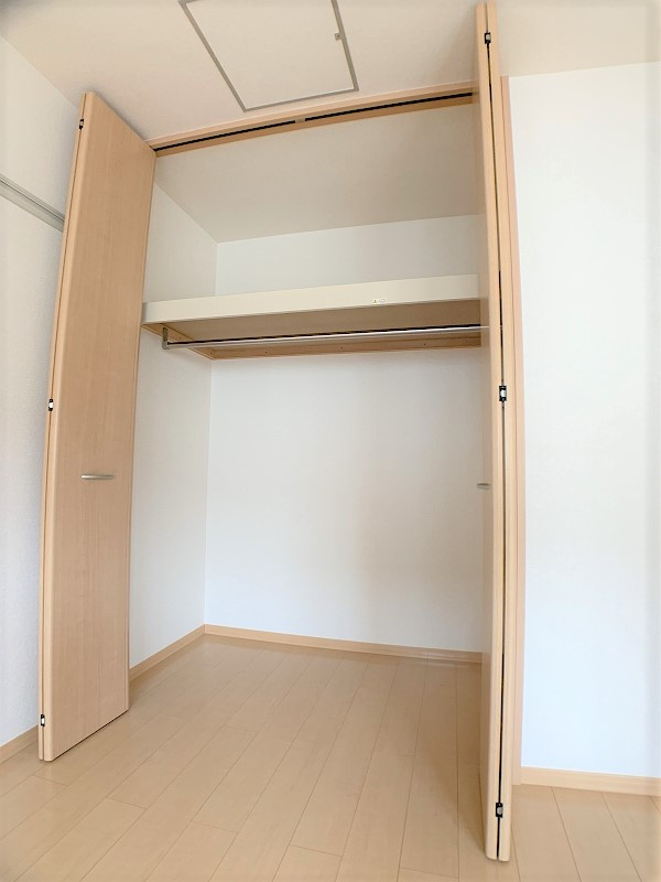 リビングタウン中島Aの収納