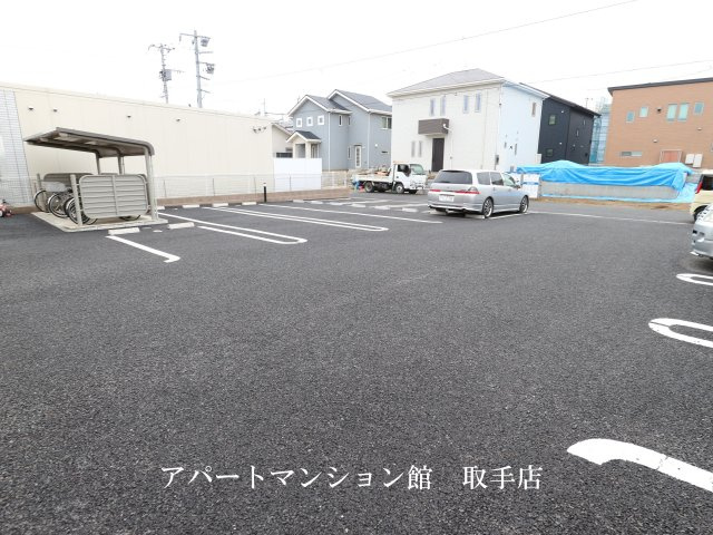 メゾン　ゆめみのの駐車場