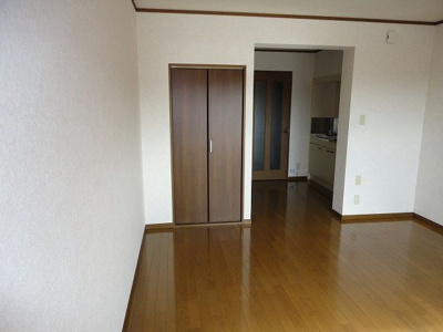 【寝室】 | ユーミーマンション小杉 | ※同型別室参考写真 リノベーション前のお写真になります。