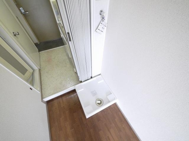 ジュネス新大宮Aの設備|室内洗濯機置き場です