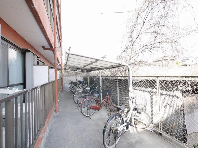 ジュネス新大宮Aのその他共用部分|駐輪場です