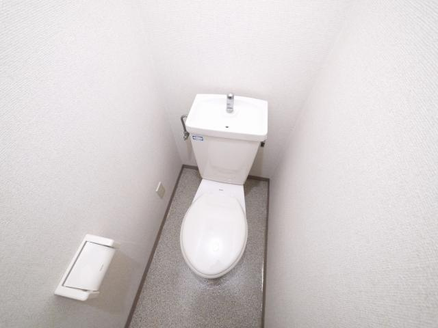 ジュネス新大宮Aのトイレ|コンパクトで使いやすいトイレです