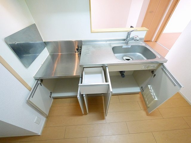 レジデンス西九条のキッチン|使いやすいキッチンです