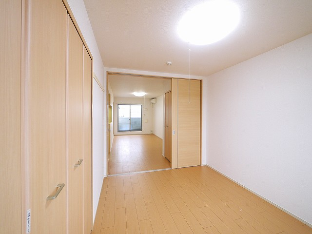 レジデンス西九条の内装|内装は落ち着いています