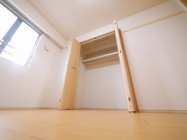 レジデンス西九条の収納|収納のためのスペースです