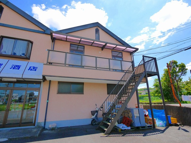 吐師久保　貸事務所の外観