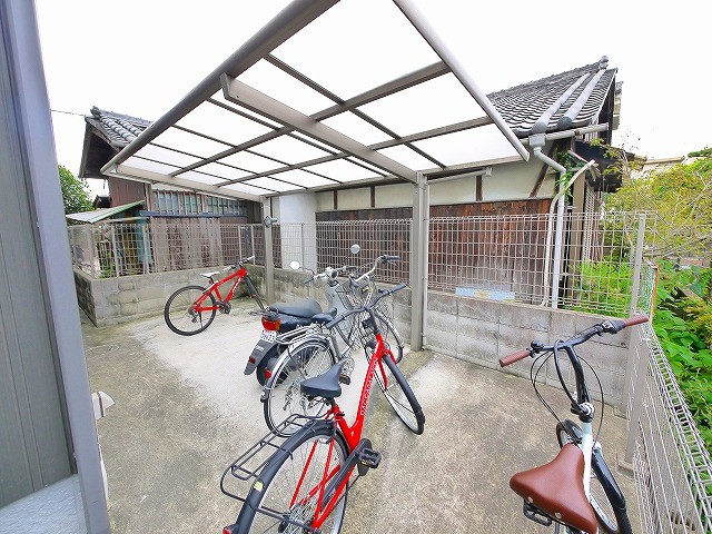 メゾンラフィットのその他共用部分|駐輪場です