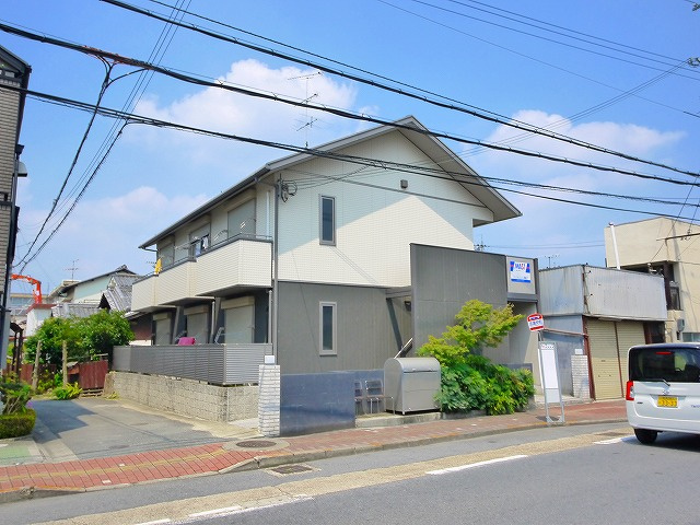 メゾンラフィットの外観|外観は落ち着いています