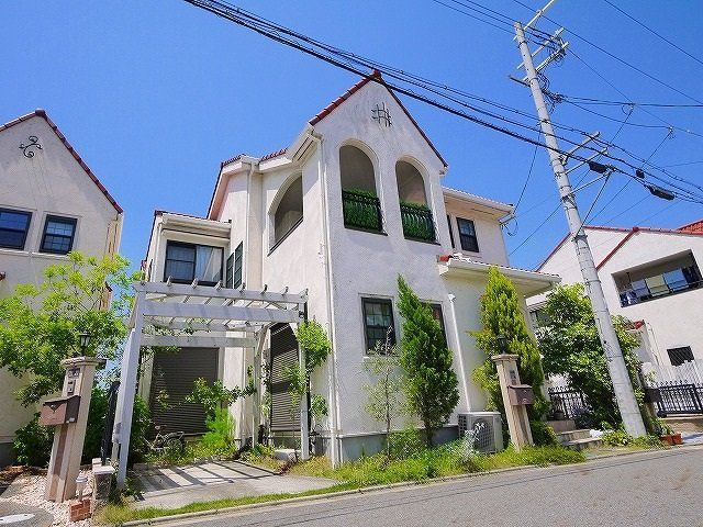 木津川原田貸家の外観|きれいな一戸建て賃貸です