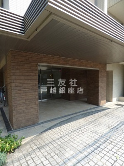 【エントランス】