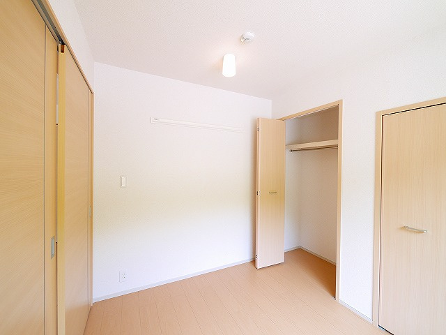 アルカンシエルコリーヌの寝室|開放的な寝室です