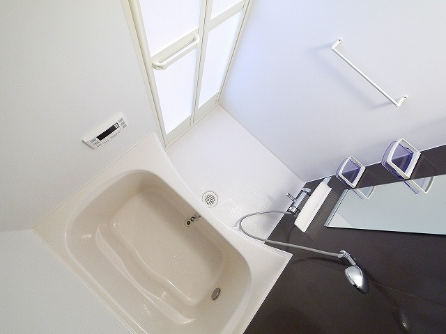 アルカンシエルコリーヌの浴室|コンパクトで使いやすいお風呂です