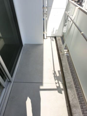 【バルコニー】 | ロイスグラン神戸湊川公園