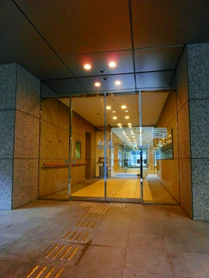 【エントランス】 | ミレニアムガーデンコート