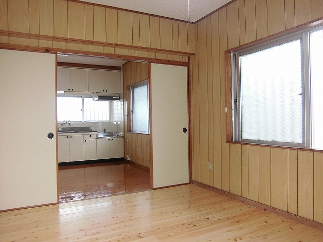糸満市西崎町３丁目のアパートの内装