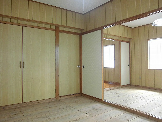 糸満市西崎町３丁目のアパートの内装