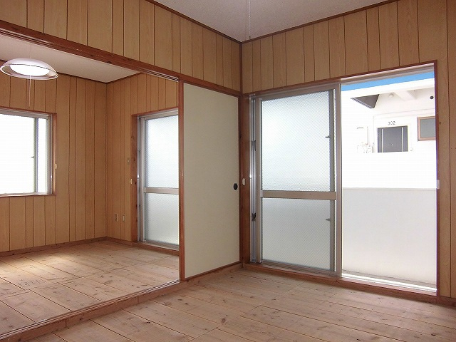 糸満市西崎町３丁目のアパートの内装