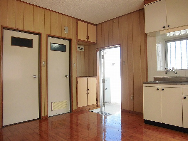 糸満市西崎町３丁目のアパートの内装