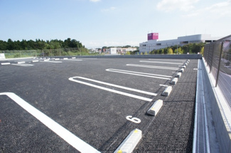 【駐車場】