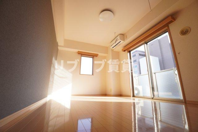 登戸N・Tステージの居間・リビング