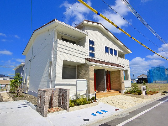 ラ・レコルトAの外観|おしゃれな外観です