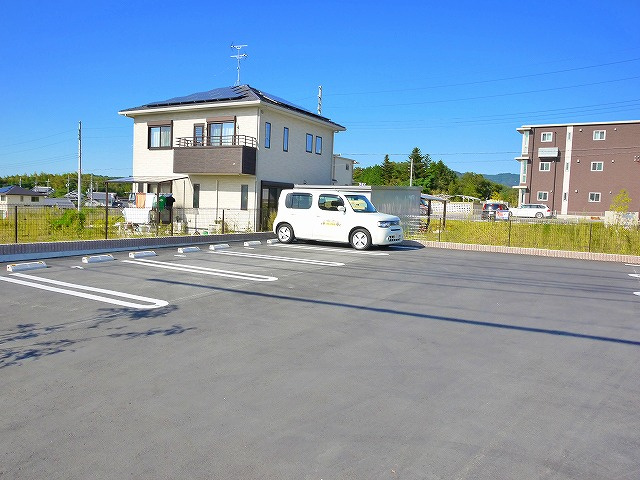 サンシャイン　フジⅣの駐車場
