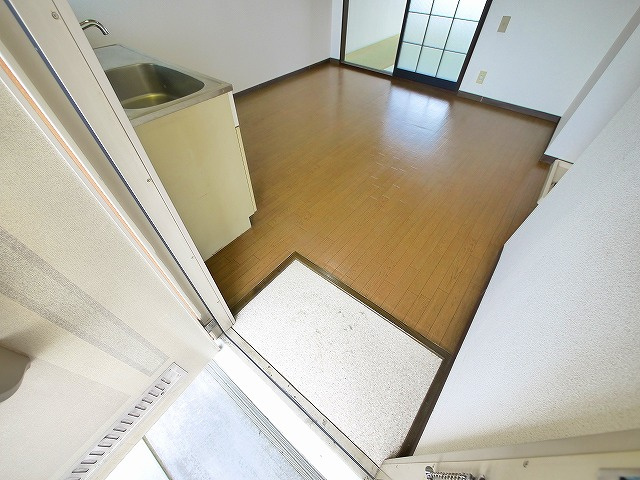 メゾン松塚の玄関|落ち着いた玄関です