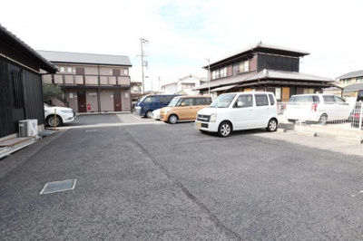 【駐車場】 | フジメゾンコート | 駐車場