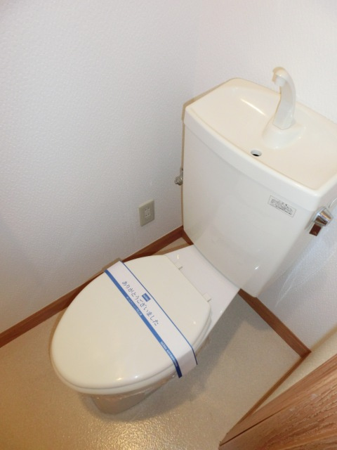 豊中市大島町１丁目のアパートのトイレ