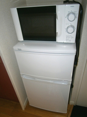 【設備】 | 東 | 家具家電が有る部屋と無い部屋があります。