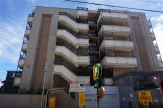 【外観】 | 24時間スーパーも徒歩3分圏内