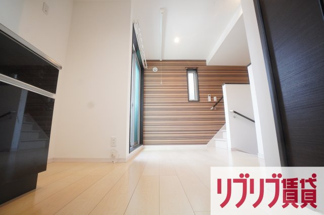 Grandtic Prime Villa M(グランティックプライムヴィラエム)の居間・リビング