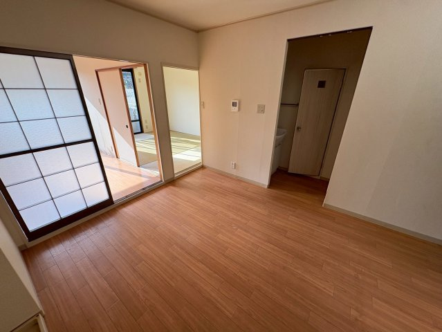 セジュール曙の居間・リビング