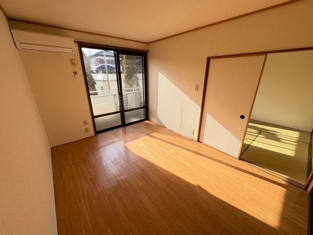 セジュール曙の居間・リビング