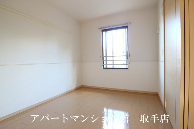 パーク・ヒルズ利根弐番館の洋室